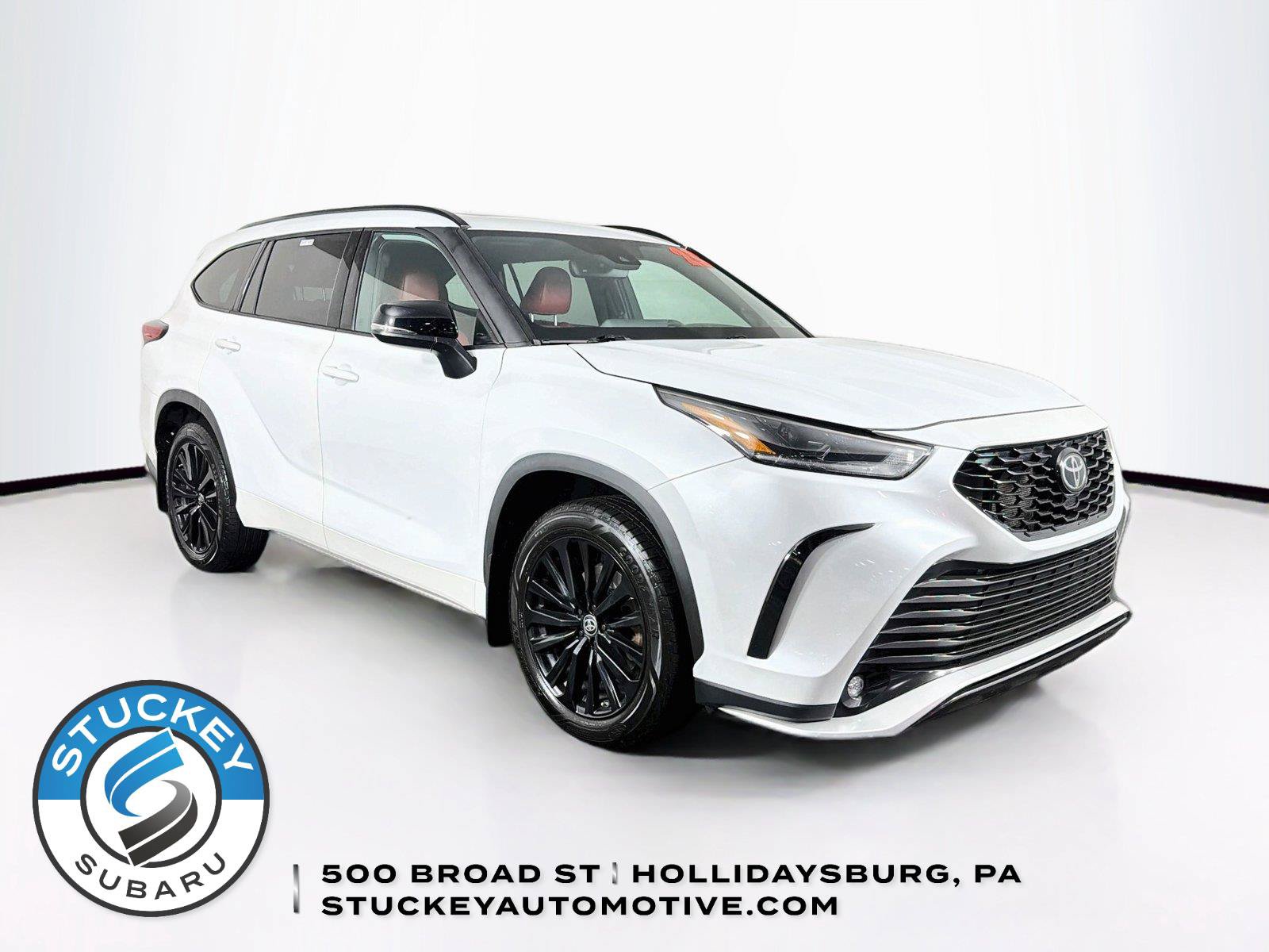 Used 2023 Toyota Highlander XSE