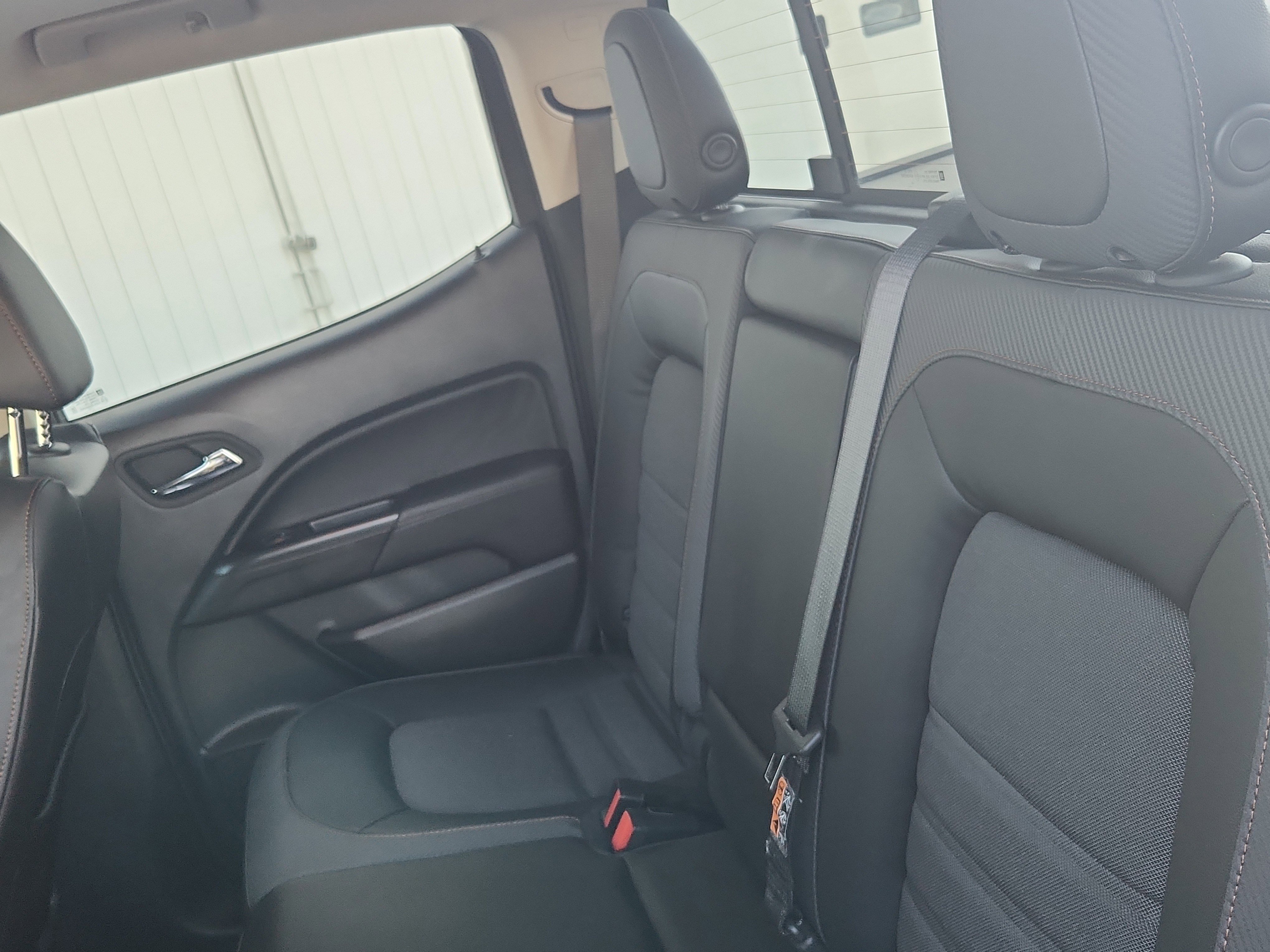 Used 2022 GMC Canyon AT4 image 26