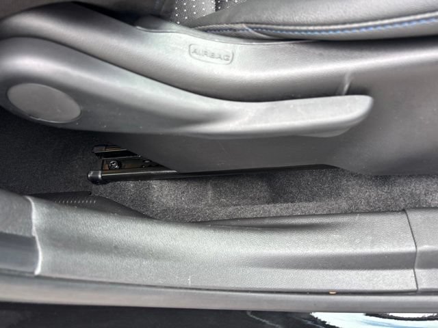 Used 2025 Chevrolet Trax LT FWD image 11