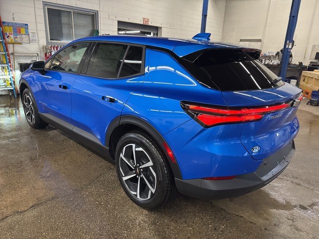 New 2026 Chevrolet Equinox EV LT image 4