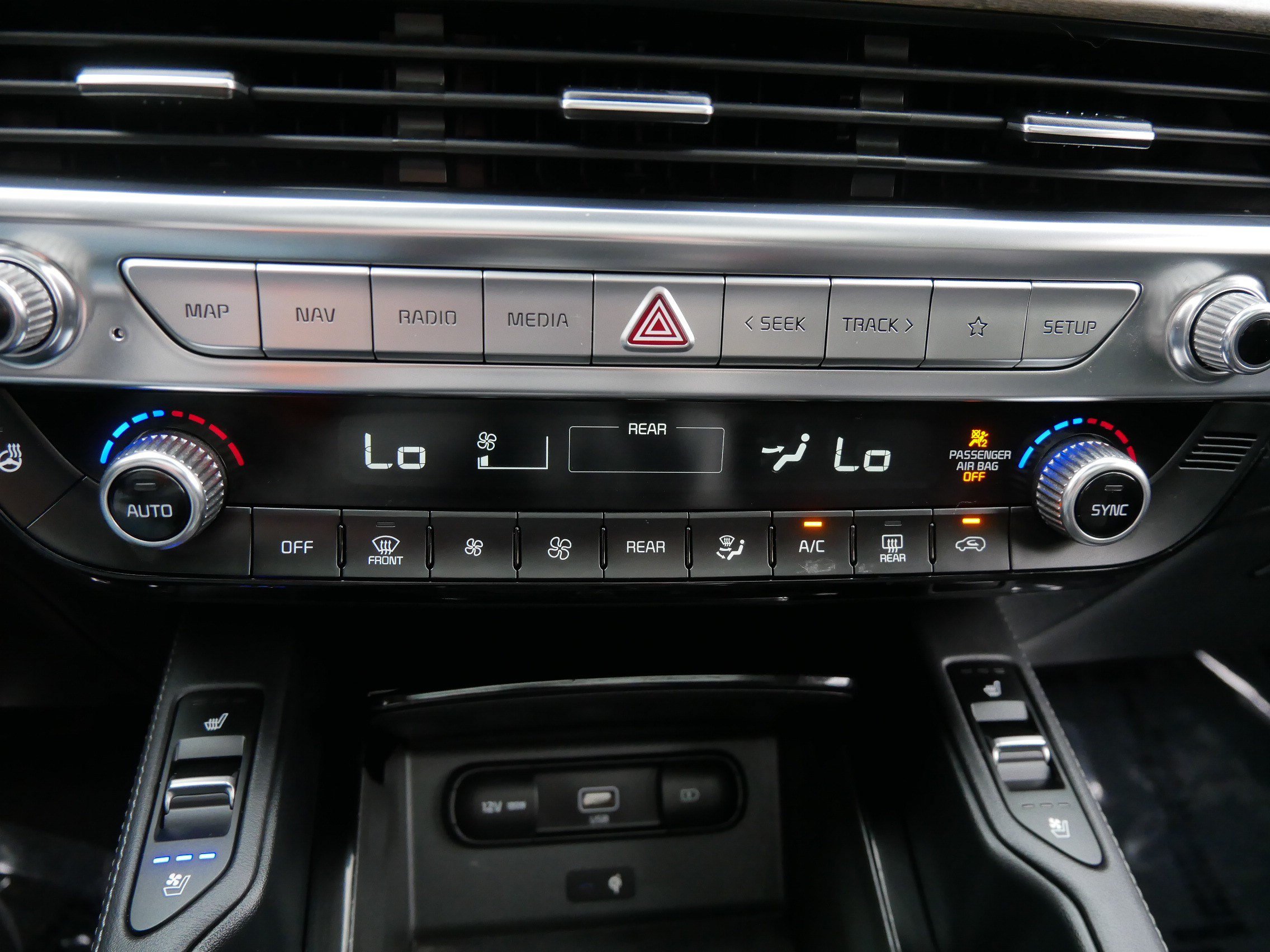 Used 2020 Kia Telluride EX w/ Towing Package AWD/4WD image 28