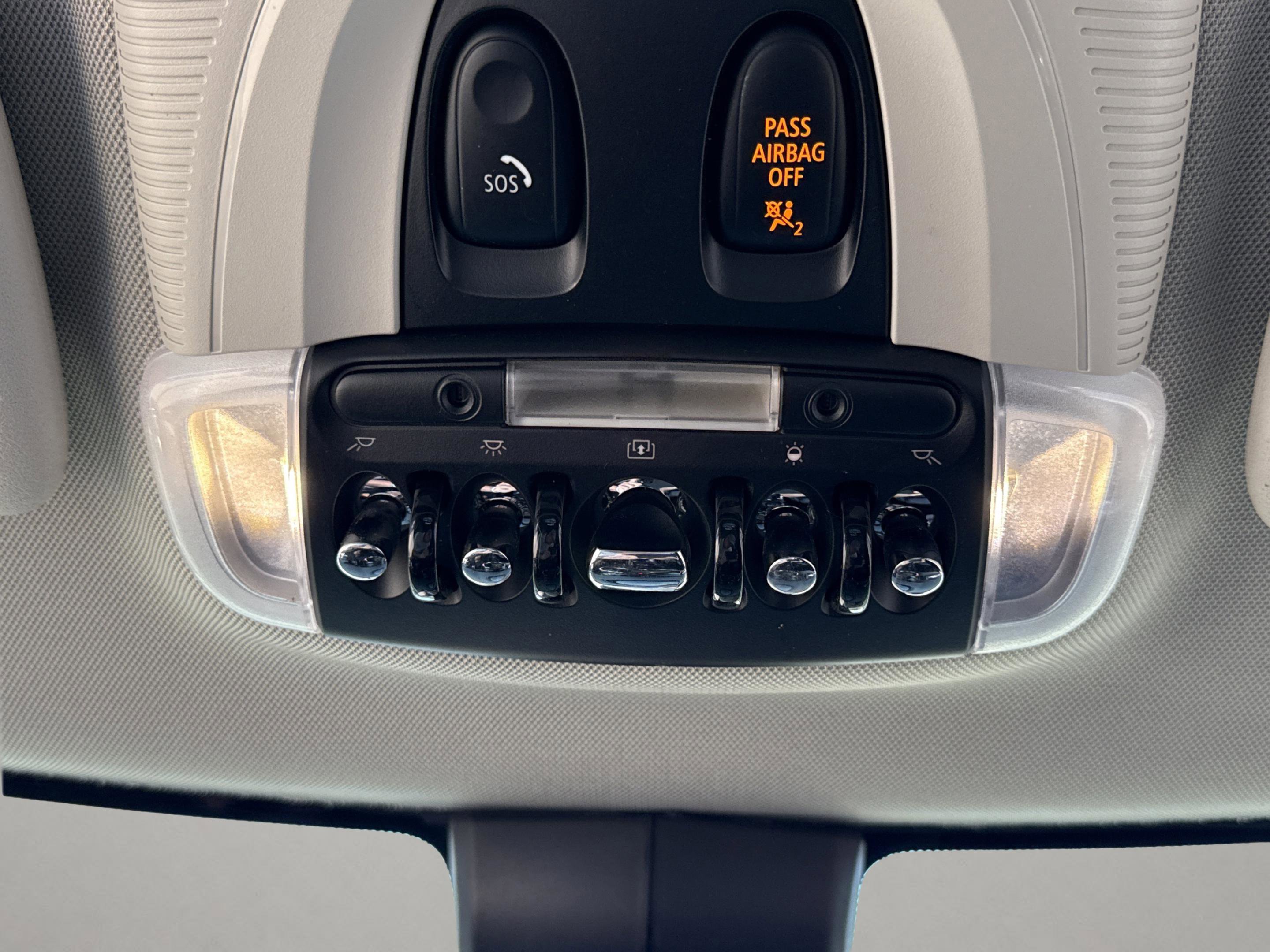 Used 2019 MINI Cooper S image 14