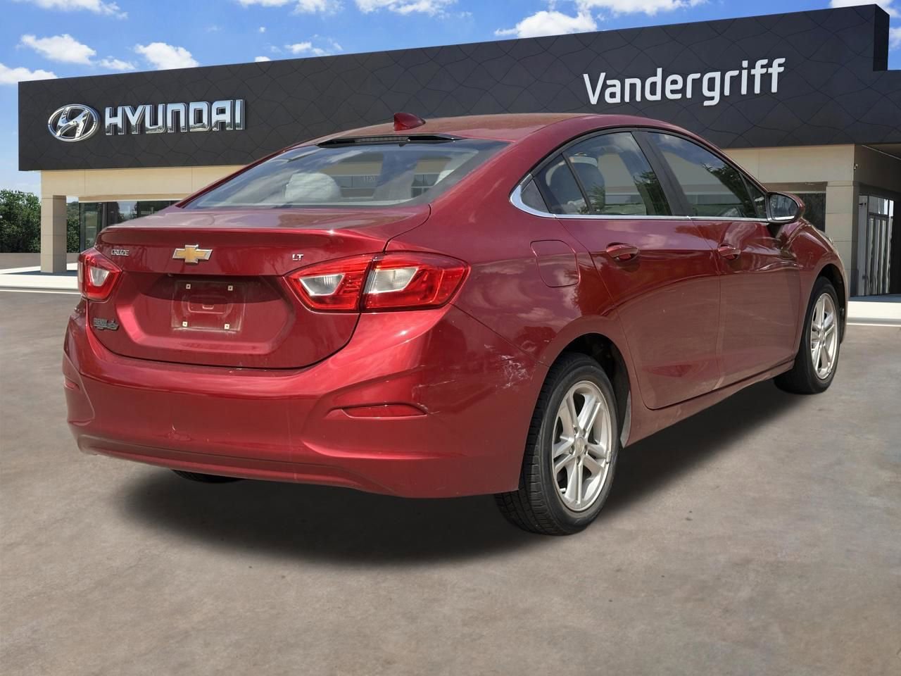 Used 2018 Chevrolet Cruze LT image 12