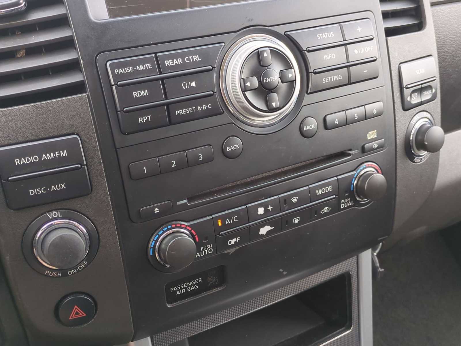 Used 2012 Nissan Pathfinder SV image 16