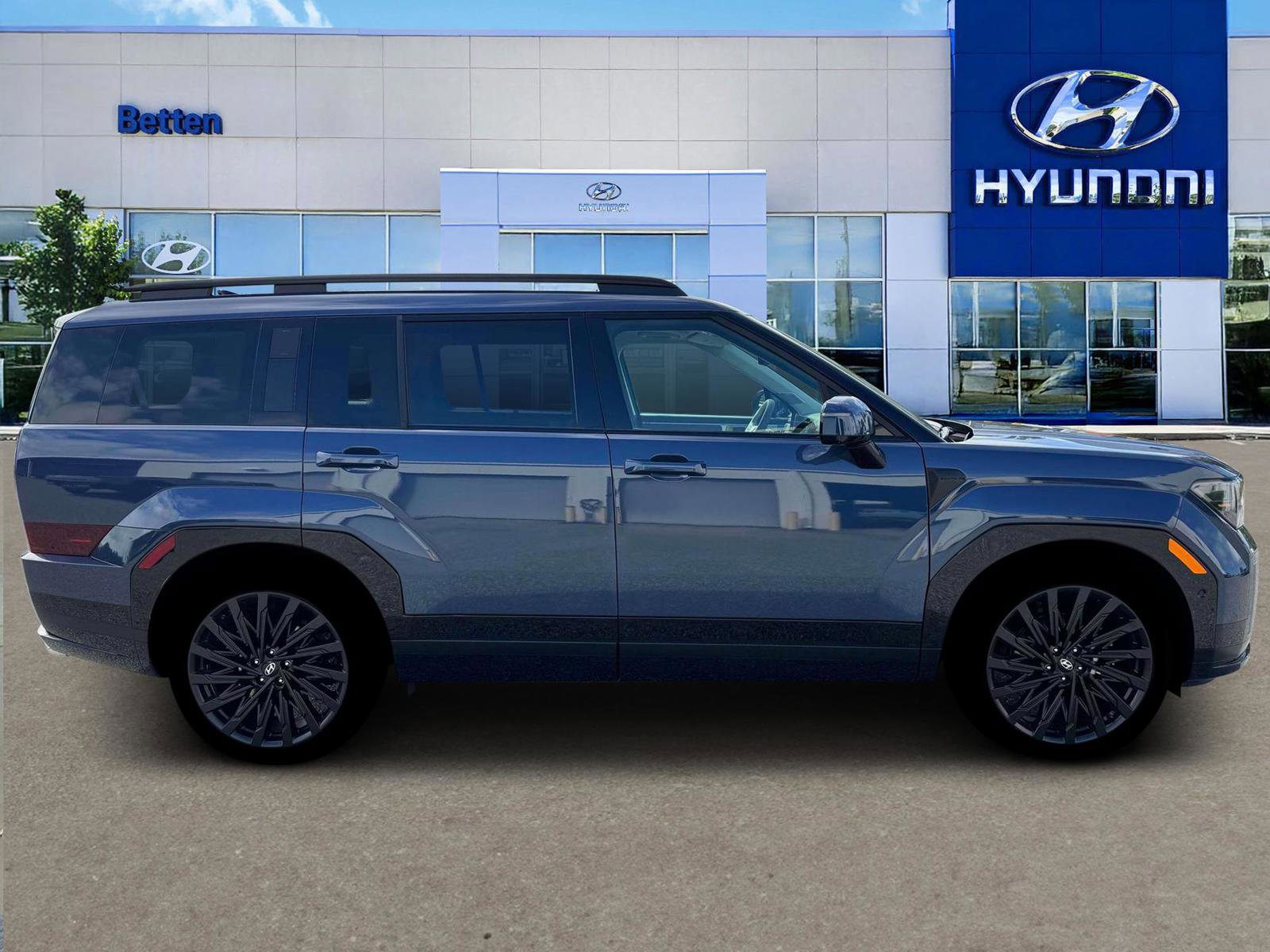 New 2026 Hyundai Santa Fe Calligraphy w/ Tow & Go Package AWD/4WD image 9