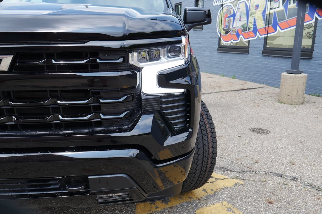 New 2026 Chevrolet Silverado 1500 RST w/ Convenience Package II AWD/4WD image 3