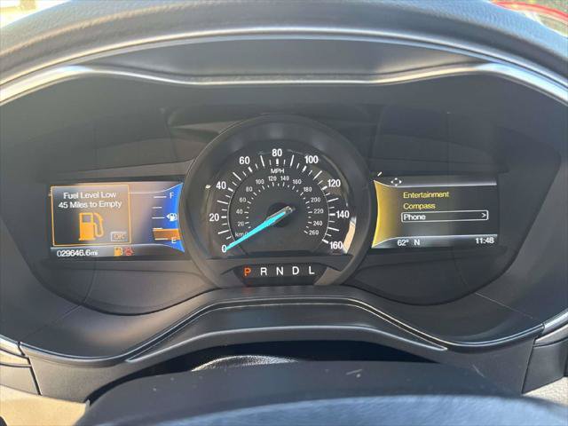 Used 2019 Ford Fusion SE FWD image 25