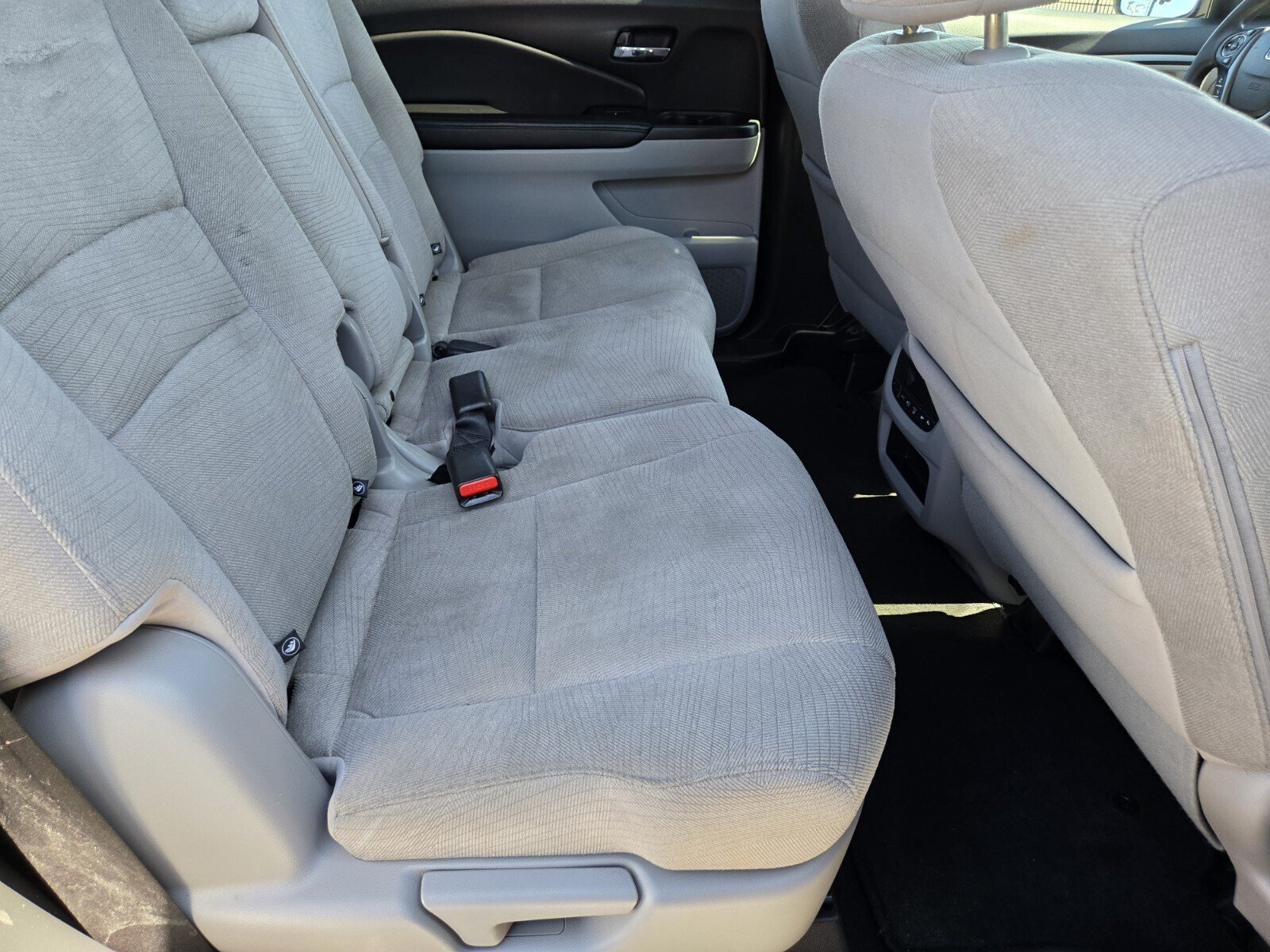 Used 2018 Honda Pilot EX image 12