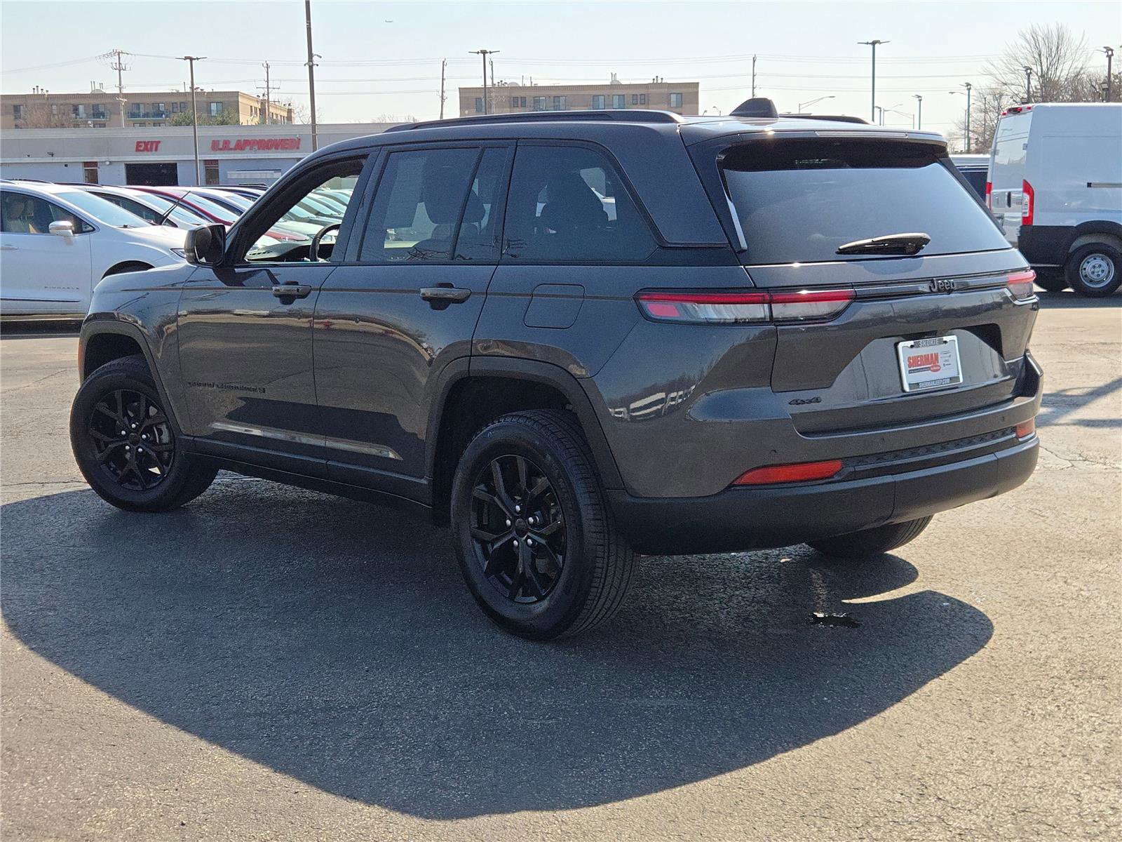 Certified 2024 Jeep Grand Cherokee Altitude image 17