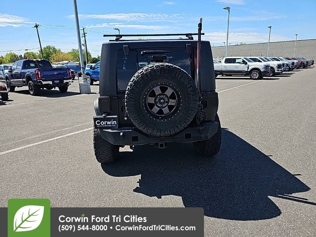 Used 2008 Jeep Wrangler Unlimited Rubicon w/ Dual Top Group image 7