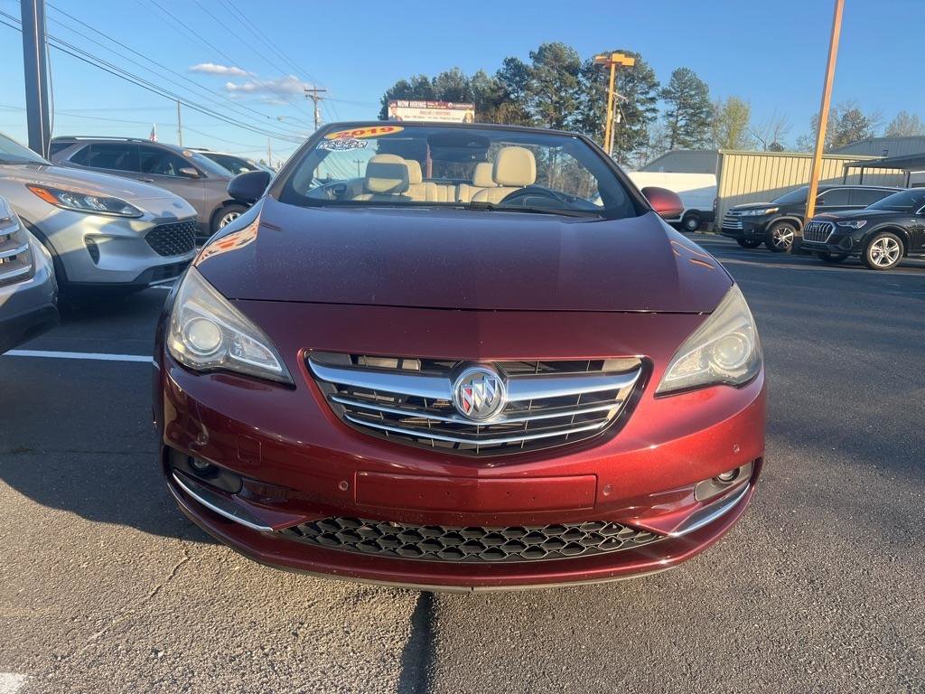 Used 2019 Buick Cascada Premium image 2