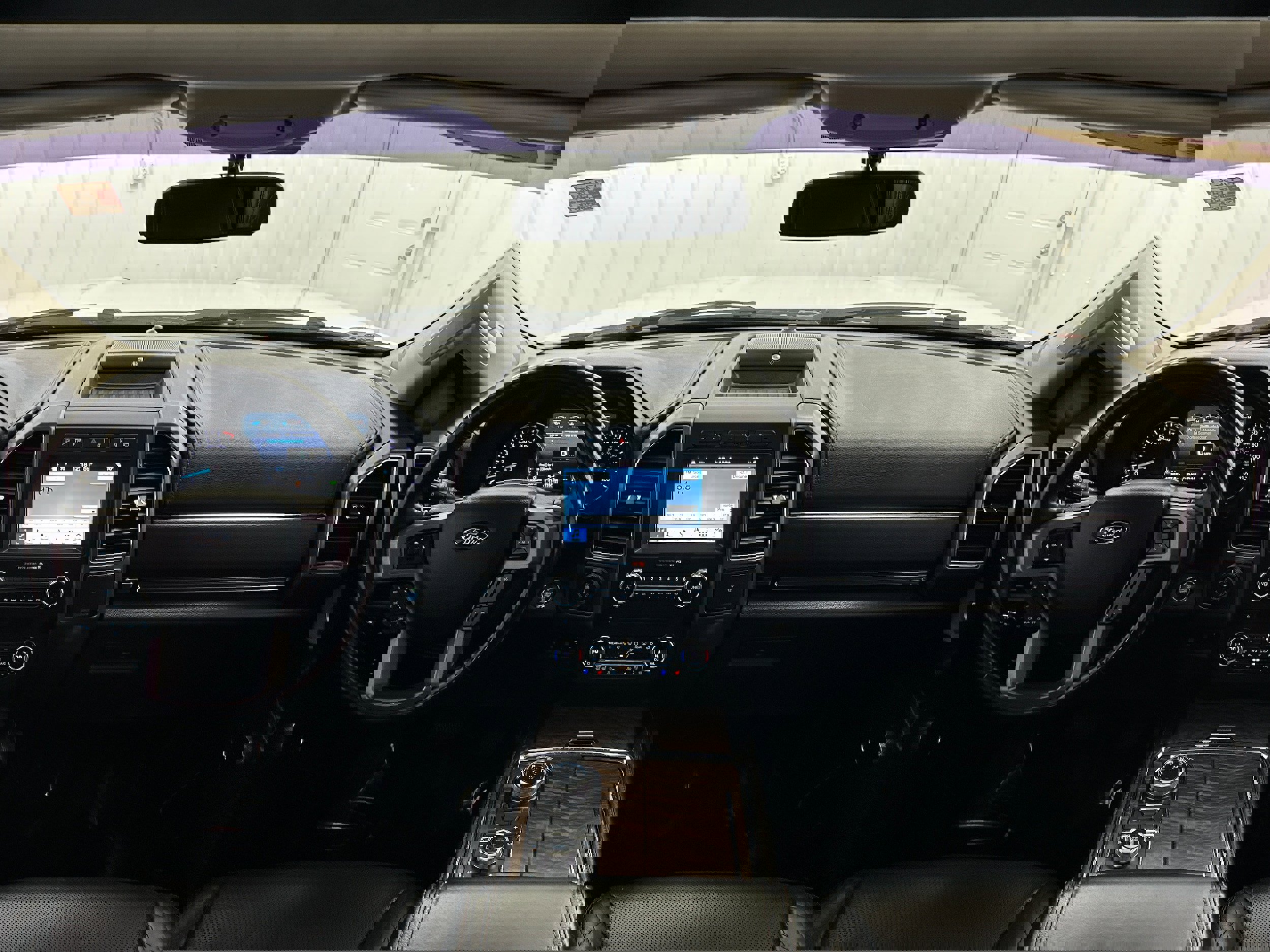 Used 2018 Ford Expedition Max Platinum image 16