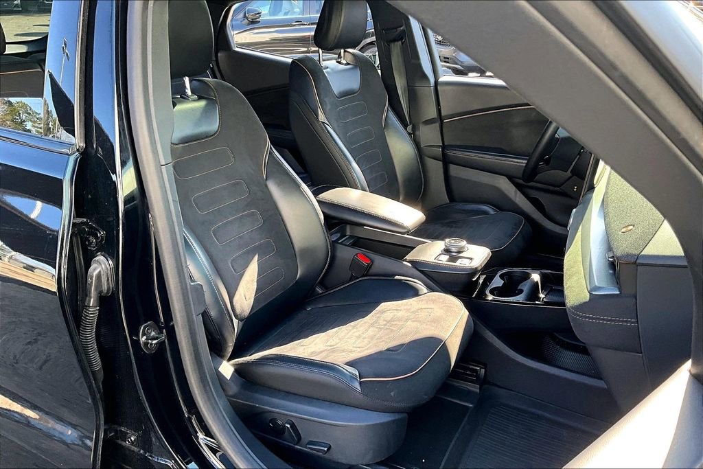 Used 2022 Ford Mustang Mach-E GT image 27