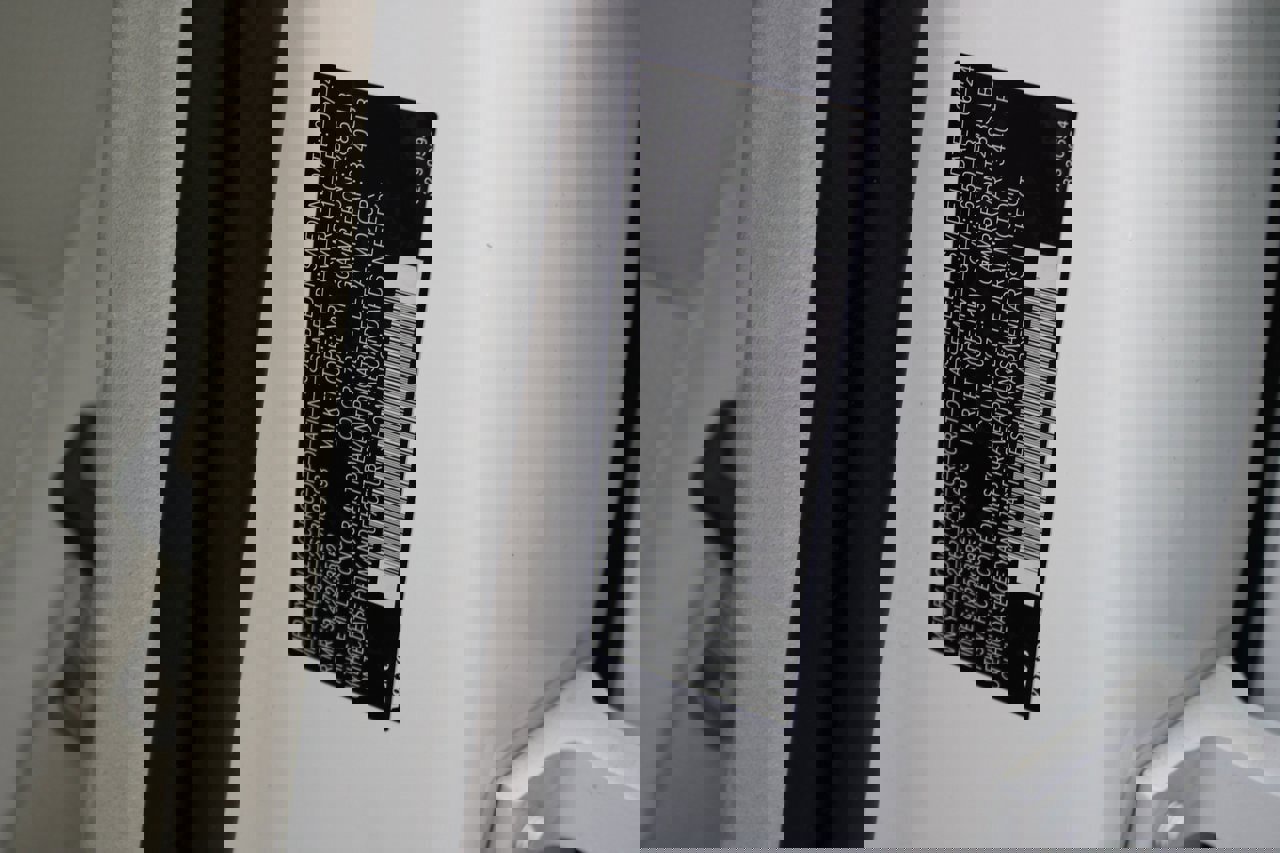 Used 2025 Volvo XC90 B6 Ultra w/ Lounge Package image 32