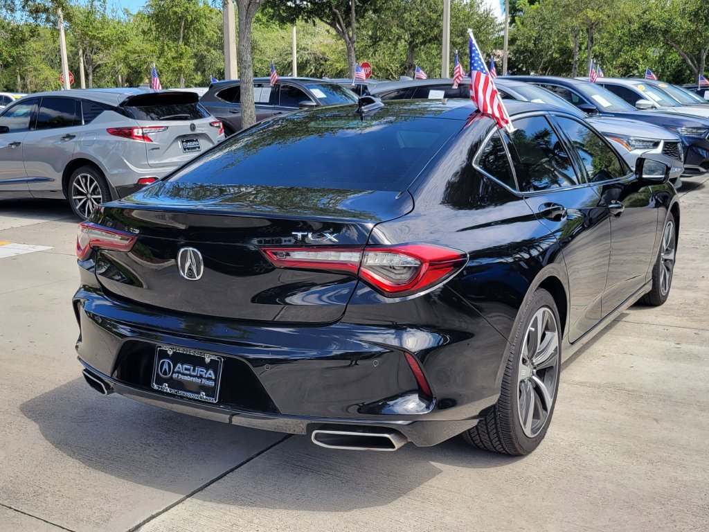 Used 2025 Acura TLX w/ Technology Package FWD image 7