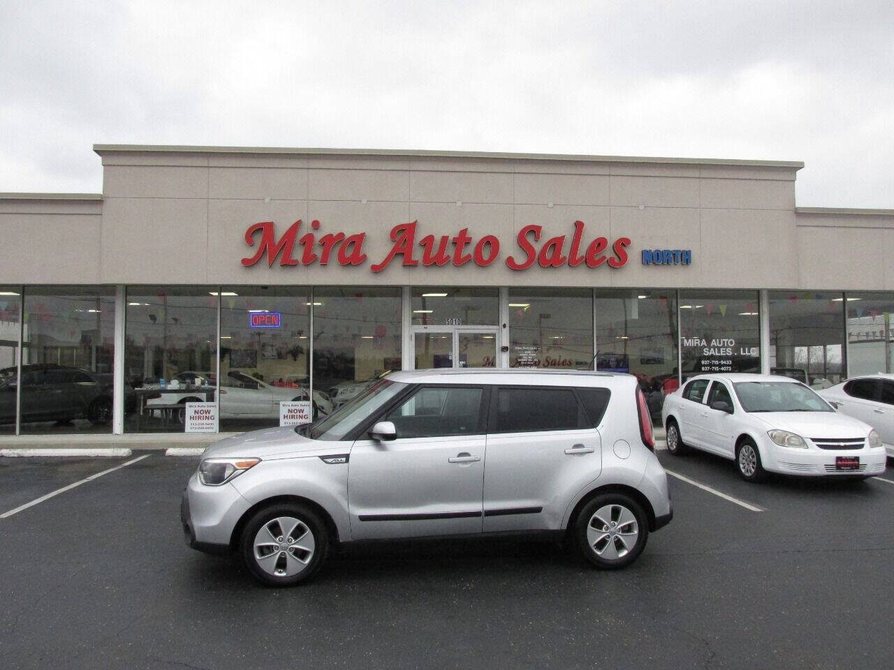 Used 2015 Kia Soul FWD image 2