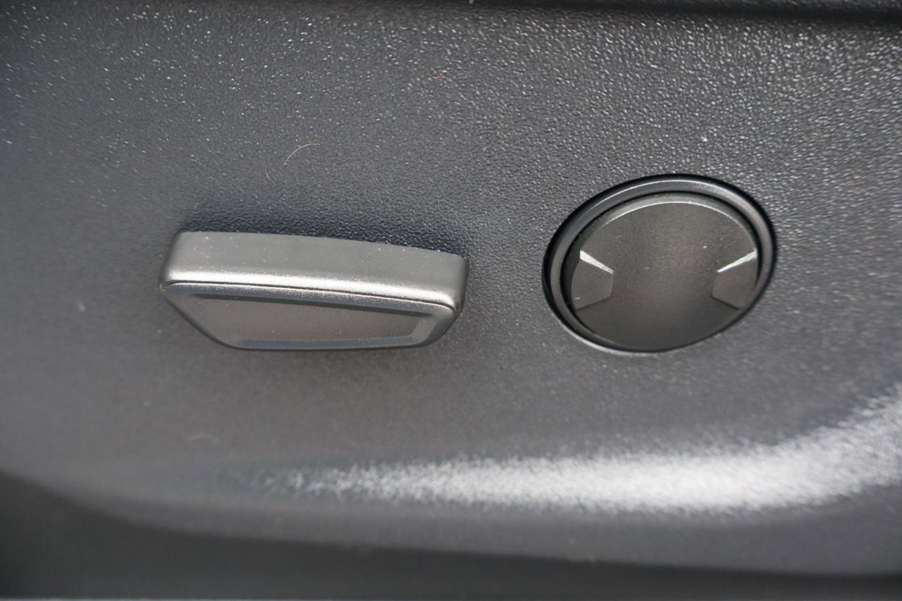 Used 2022 Ford F150 XLT w/ Equipment Group 301A Mid image 17