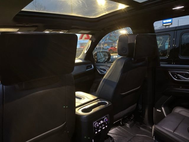 Used 2021 Chevrolet Tahoe High Country w/ Premium Package image 36