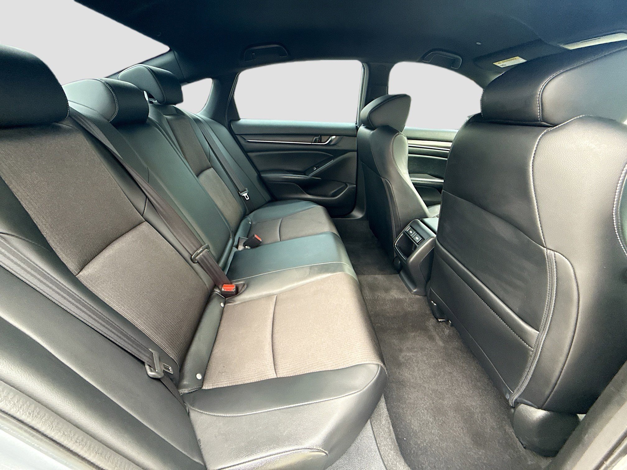 Used 2022 Honda Accord Sport image 27