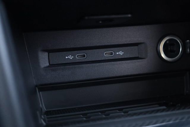 New 2026 Volkswagen Taos SE image 17