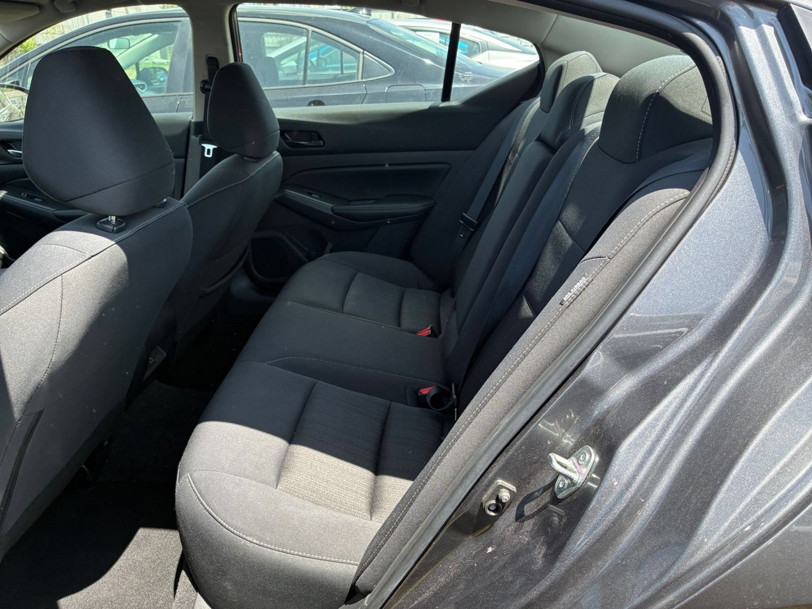 Used 2025 Nissan Altima 2.5 SV FWD image 24