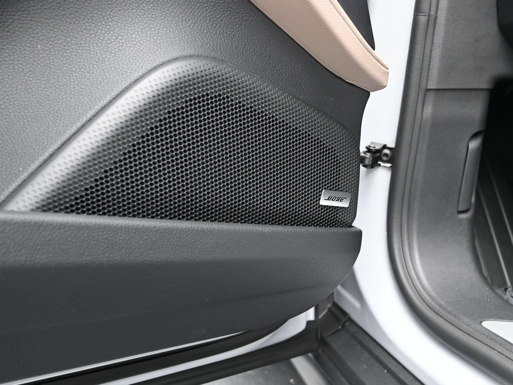 Certified 2025 Porsche Panamera RWD image 13