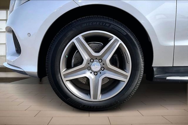 Used 2016 Mercedes-Benz GLE 400 4MATIC image 9