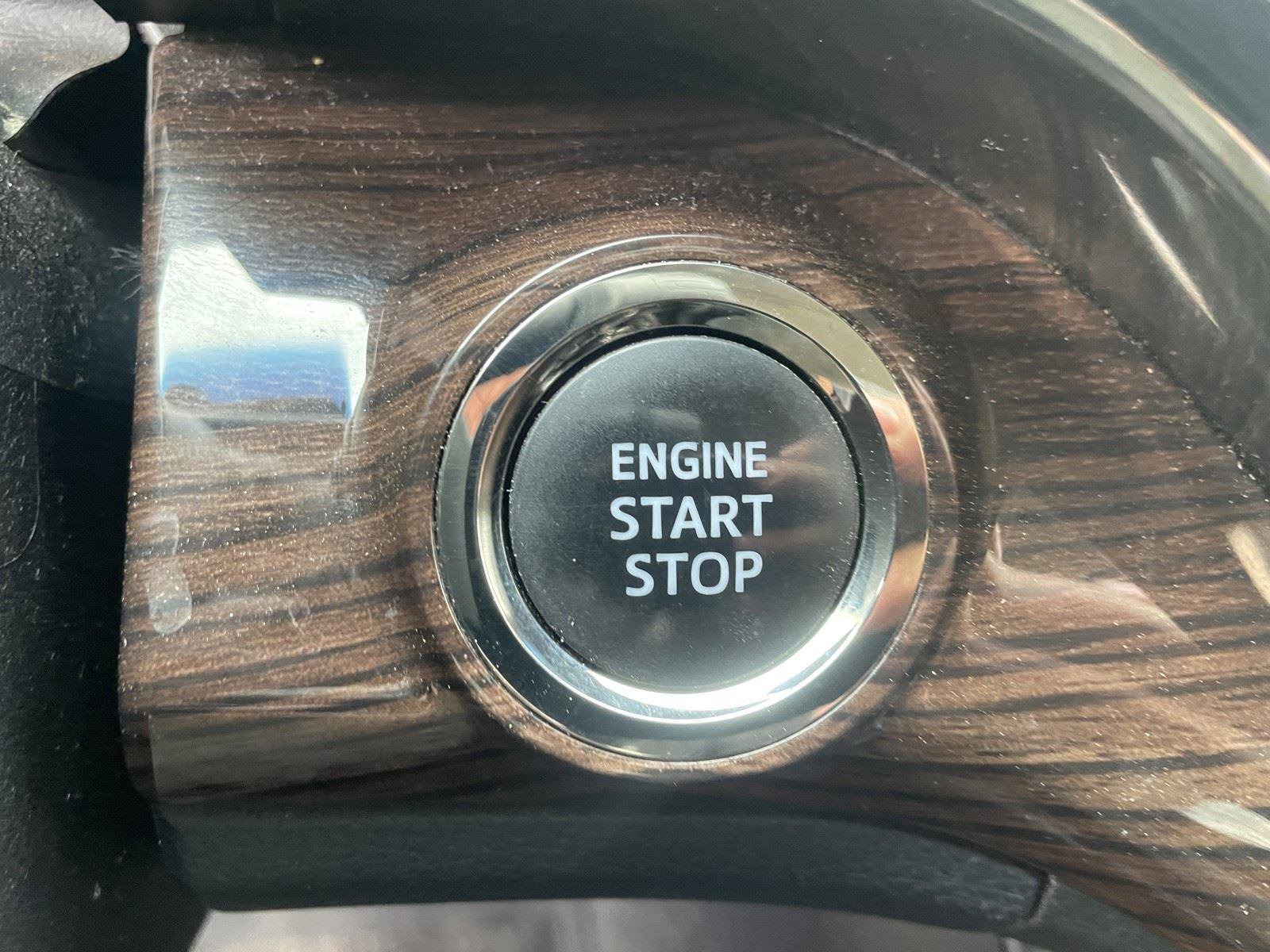 Used 2014 Toyota Avalon XLE Touring image 16