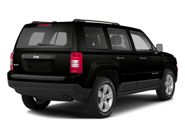 Used 2014 Jeep Patriot Limited w/ Sun/Sound Group FWD image 2