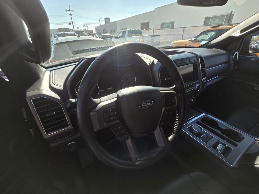 Used 2020 Ford Expedition XLT w/ Equipment Group 202A image 16