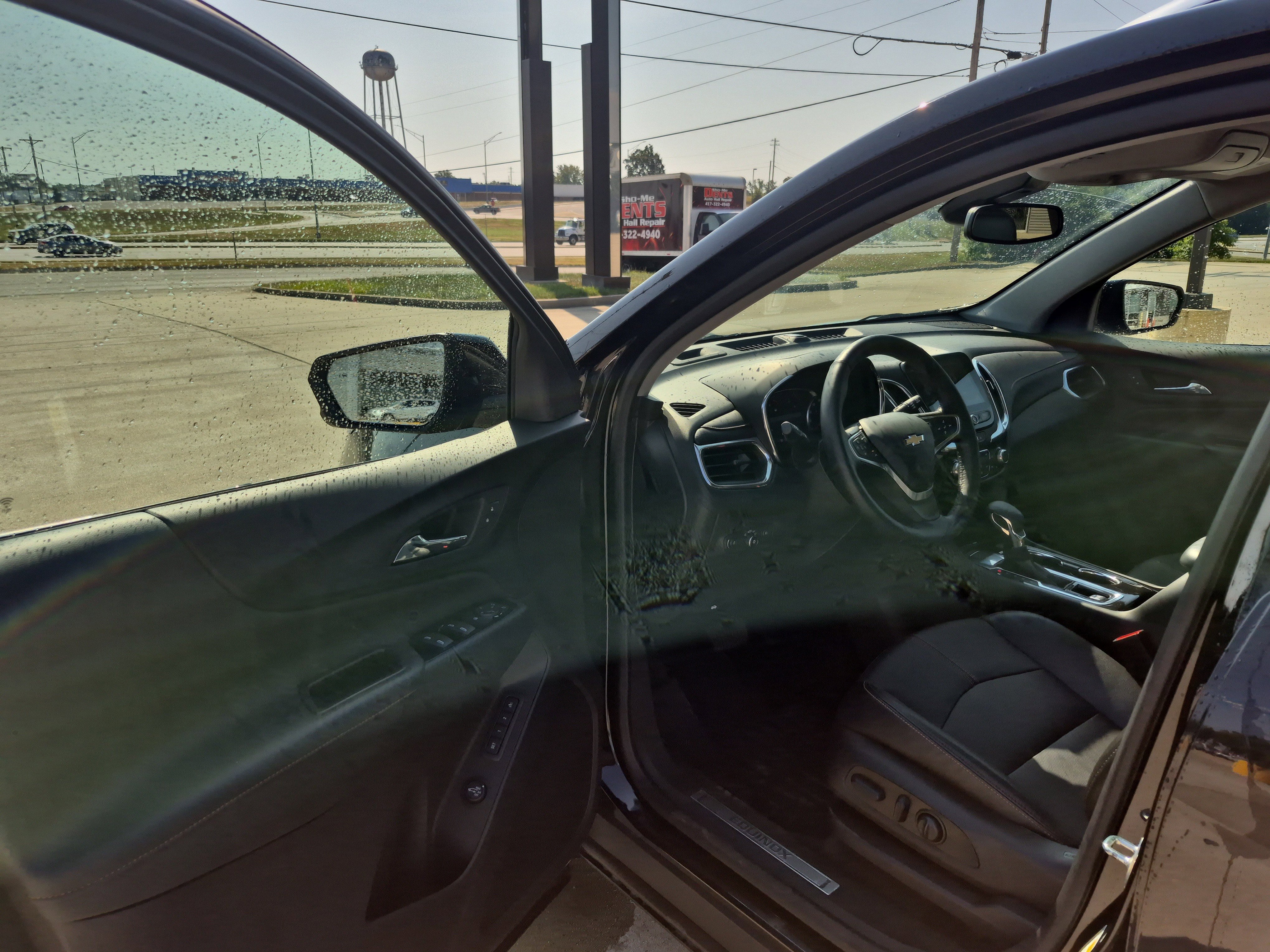 Used 2023 Chevrolet Equinox Premier image 12