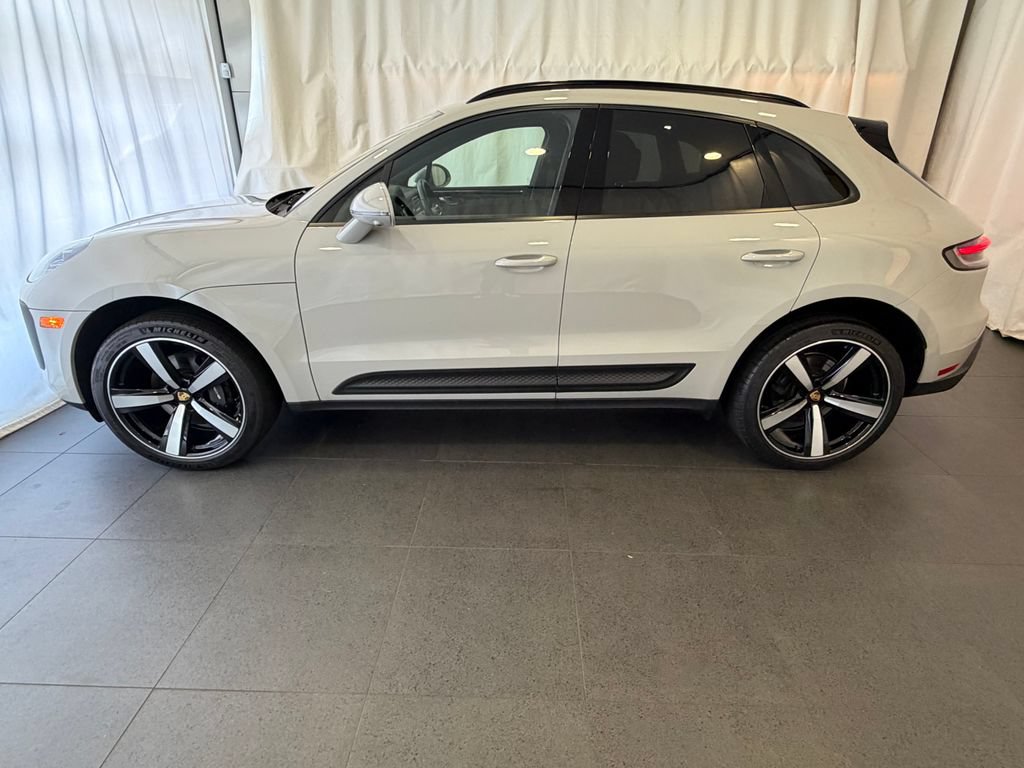 Certified 2026 Porsche Macan AWD/4WD video 2