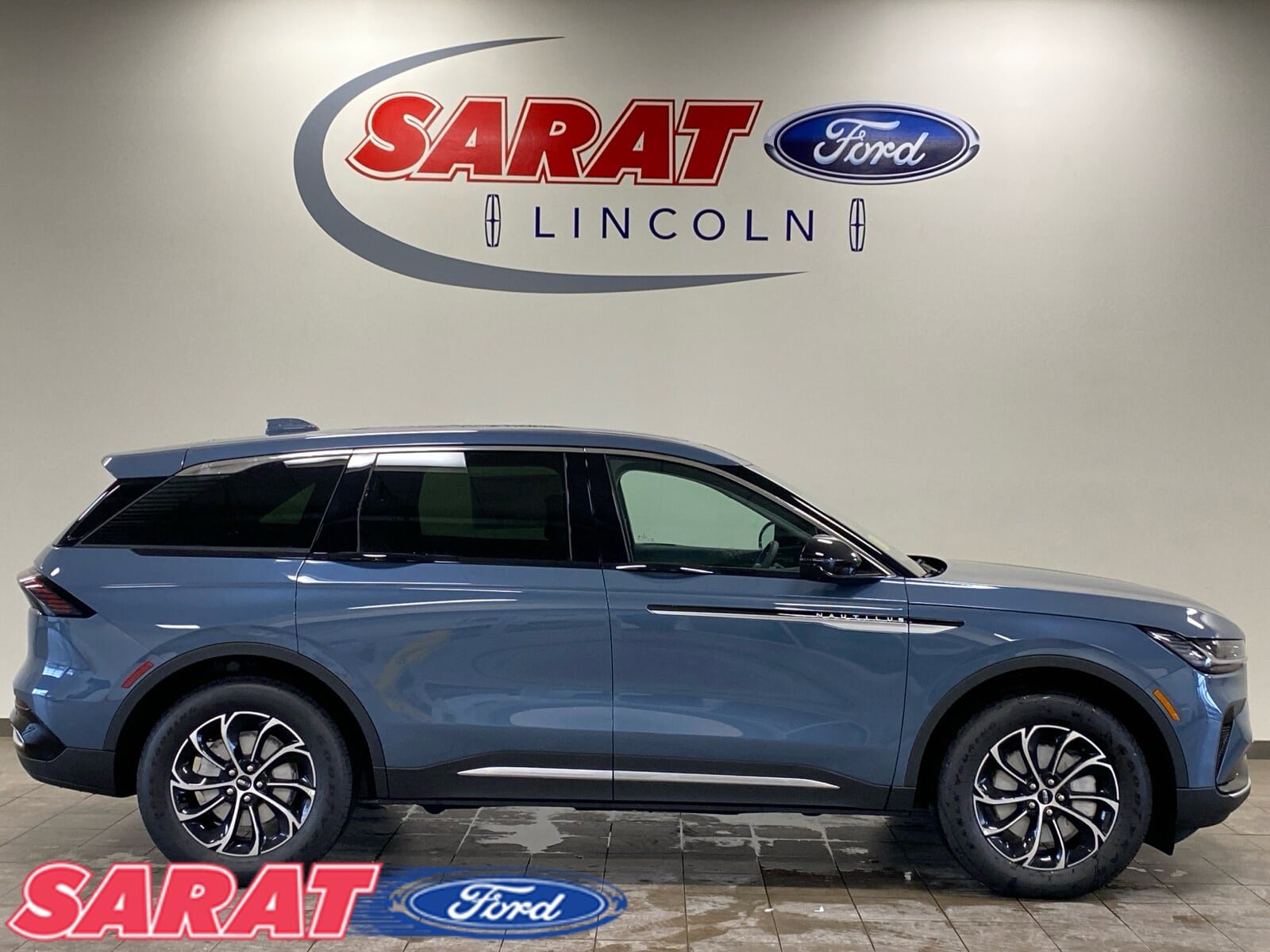 New 2026 Lincoln Nautilus Premier w/ Equipment Group 102A AWD/4WD image 1