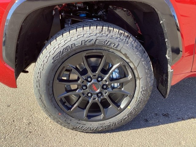 New 2025 Toyota Tundra Platinum w/ TRD Off-Road Package AWD/4WD image 9