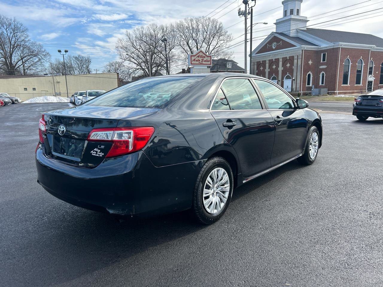 Used 2013 Toyota Camry XLE image 5