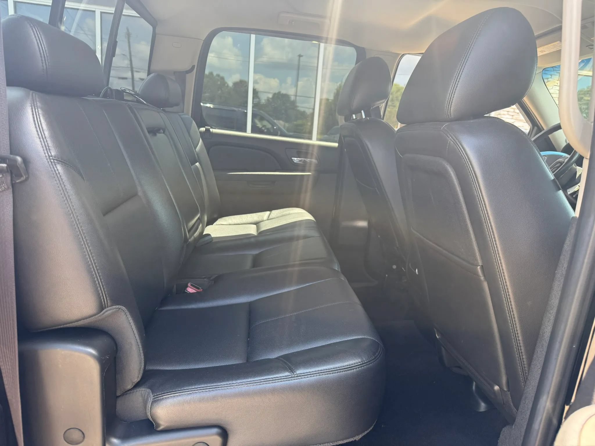 Used 2013 Chevrolet Silverado 1500 LTZ w/ LTZ Plus Package AWD/4WD image 17