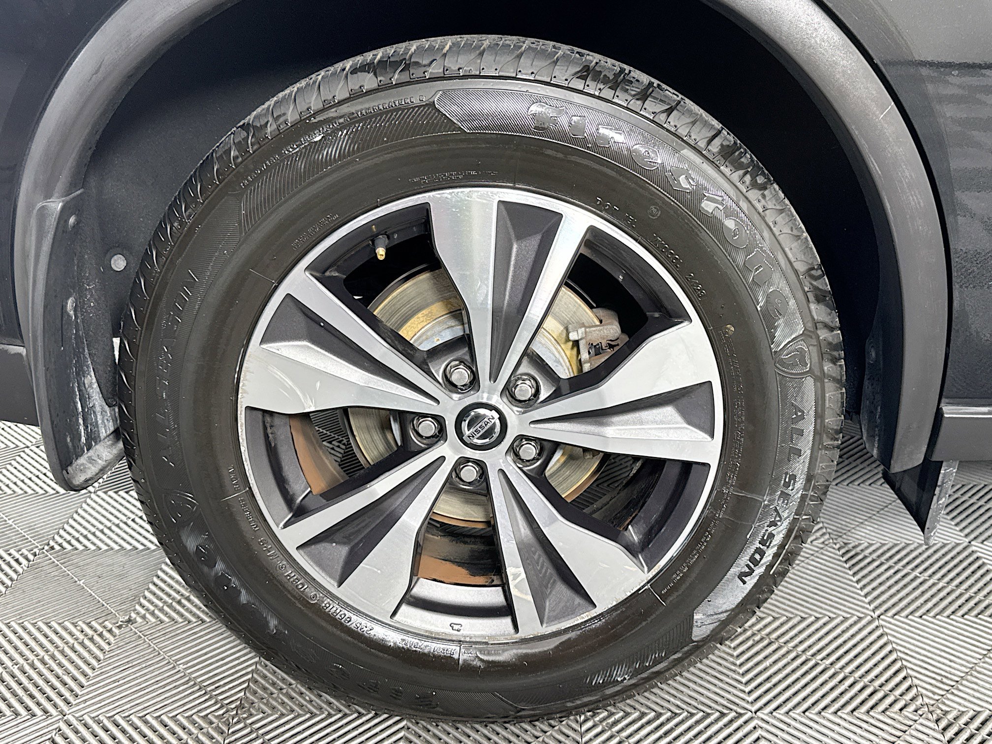 Used 2019 Nissan Murano S image 32