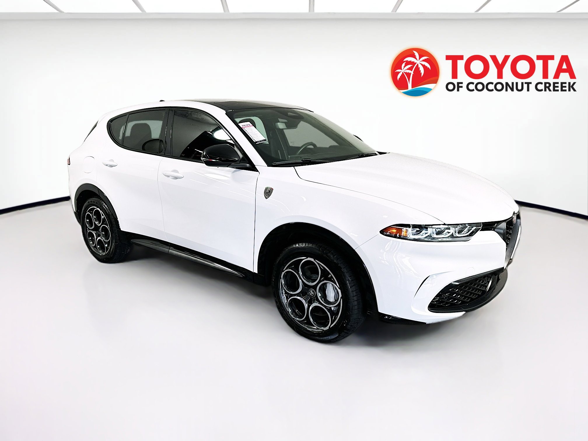 Used 2025 Alfa Romeo Tonale w/ Premium Package