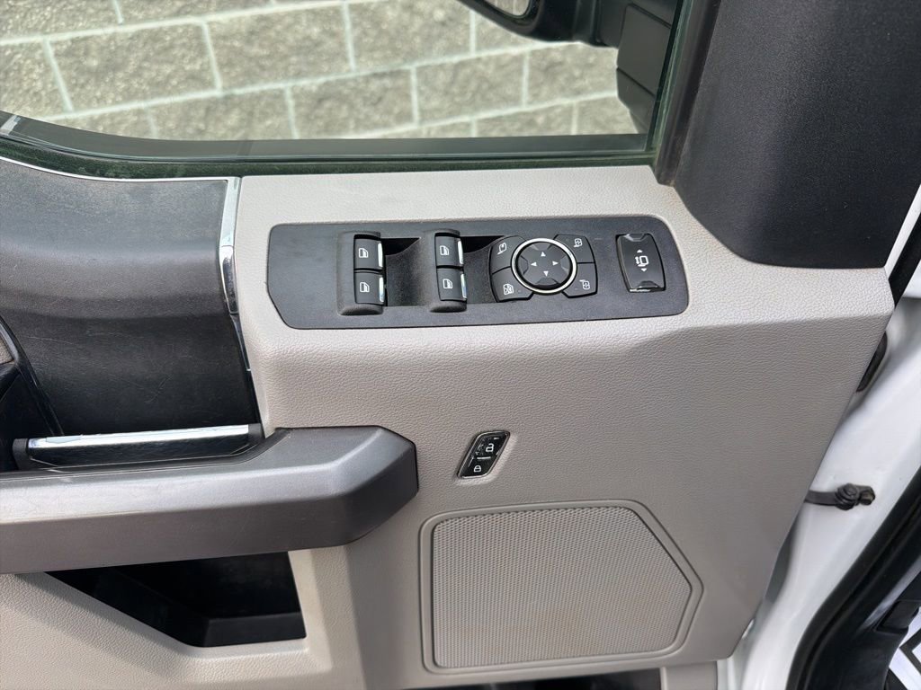 Used 2020 Ford F350 XLT w/ XLT Value Package image 13