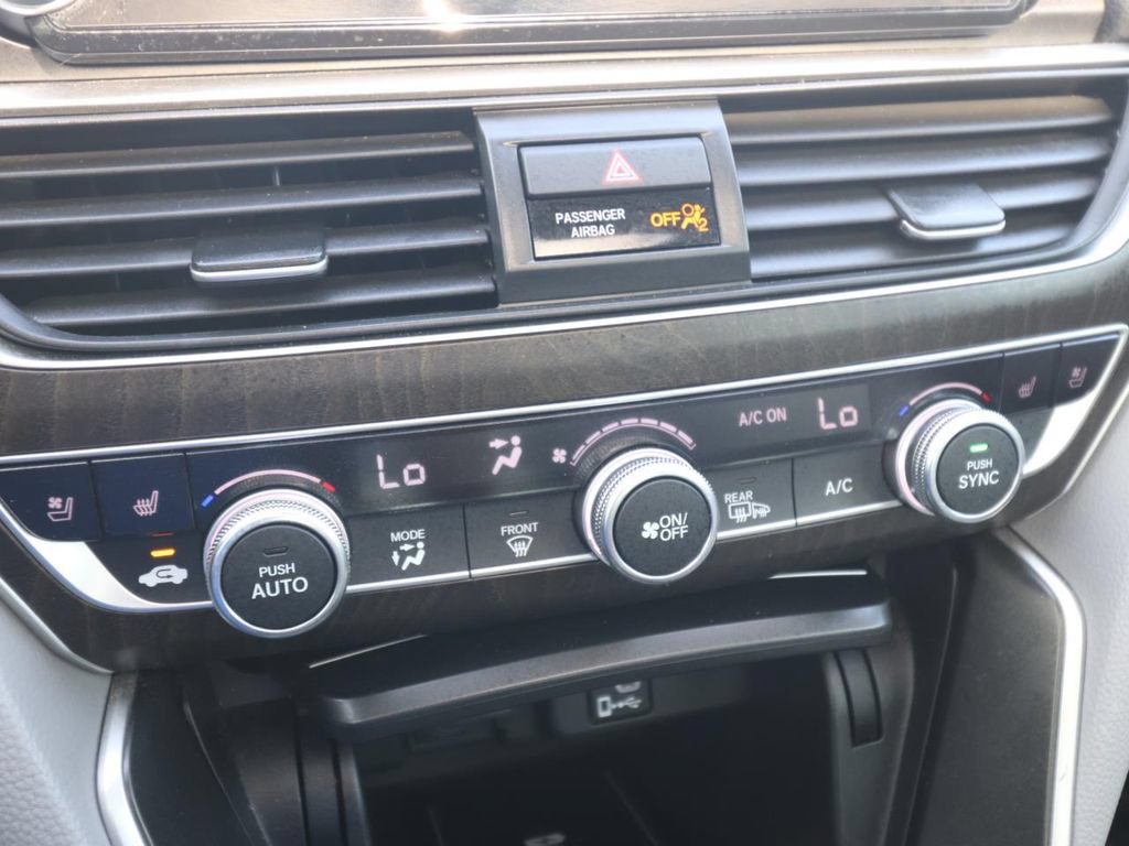 Used 2018 Honda Accord Touring image 20