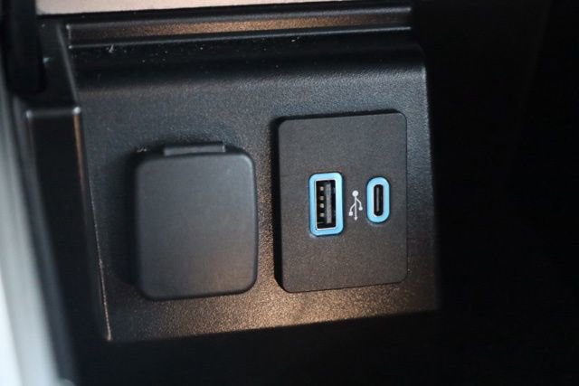 Used 2021 Ford Explorer Platinum w/ Equipment Group 601A image 30