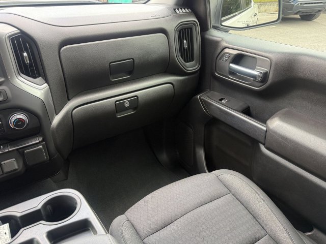 Used 2022 Chevrolet Silverado 1500 Custom AWD/4WD image 17