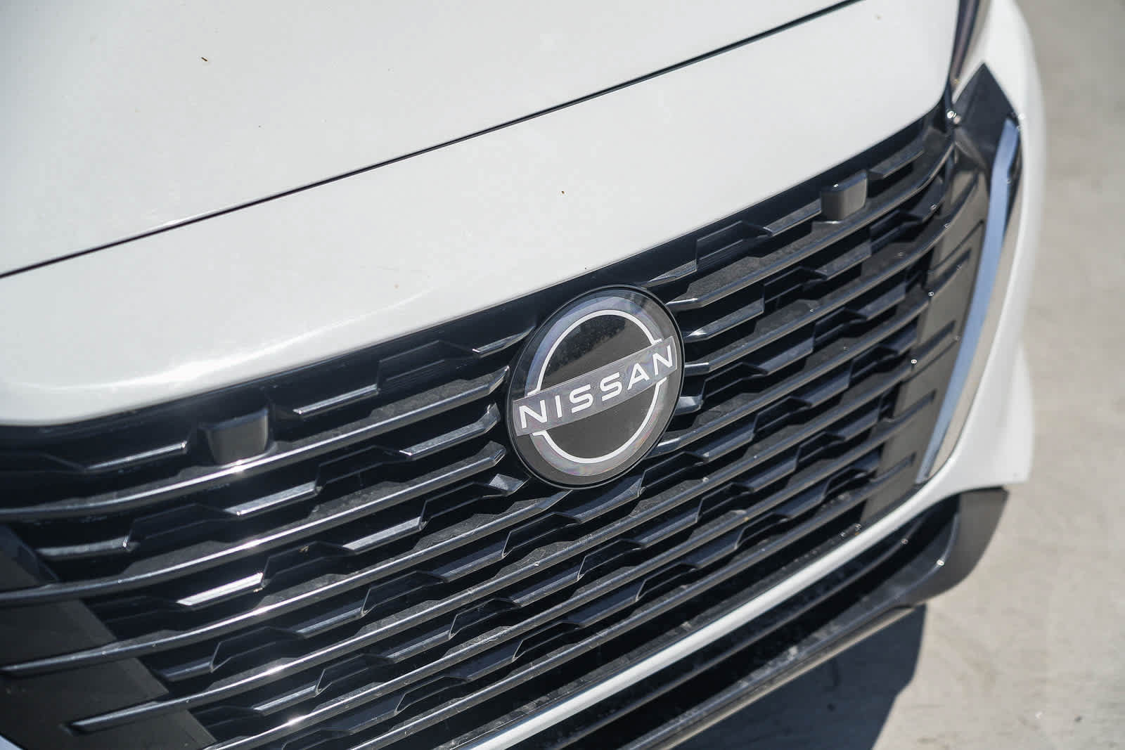 Used 2024 Nissan Sentra SV FWD image 3