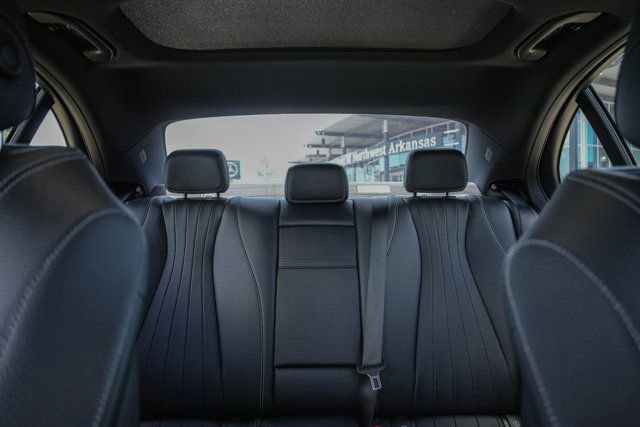 Used 2017 Mercedes-Benz E 300 image 29