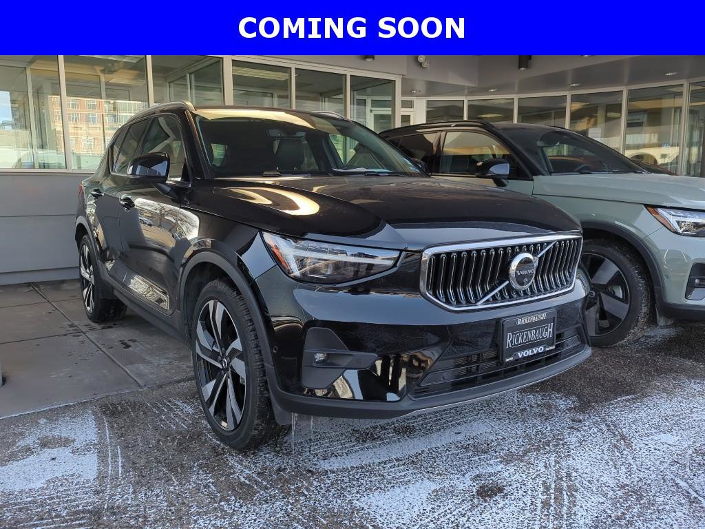 Used 2024 Volvo XC40 B5 Ultimate w/ Protection Package Premier