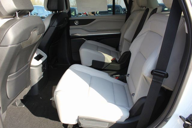 New 2026 Lincoln Navigator Reserve w/ Jet Appearance Package image 13