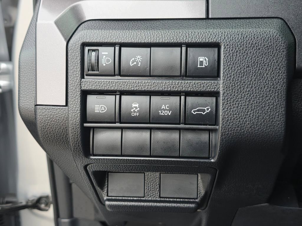 Used 2025 Toyota 4Runner TRD Off-Road Premium image 16