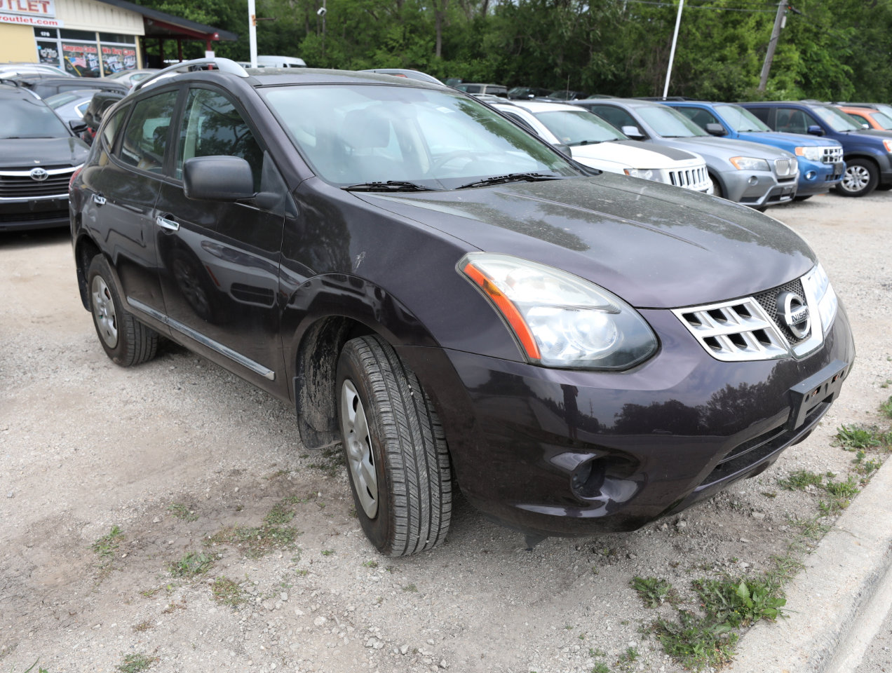 Used 2015 Nissan Rogue S w/ Convenience Package image 4