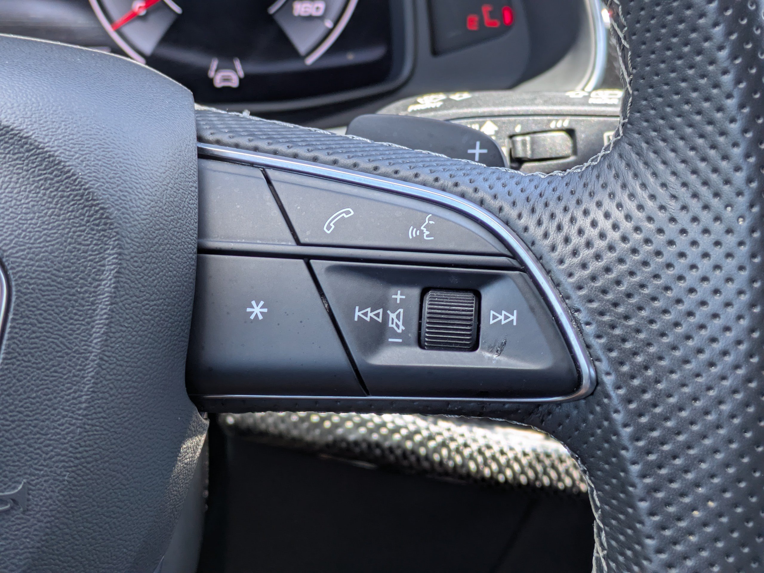 Used 2021 Audi SQ7 Premium Plus AWD/4WD image 27