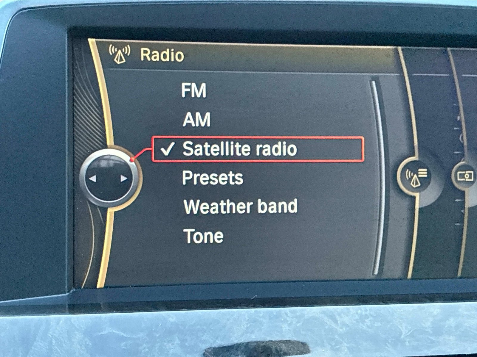 Used 2012 BMW 650i xDrive Convertible image 28